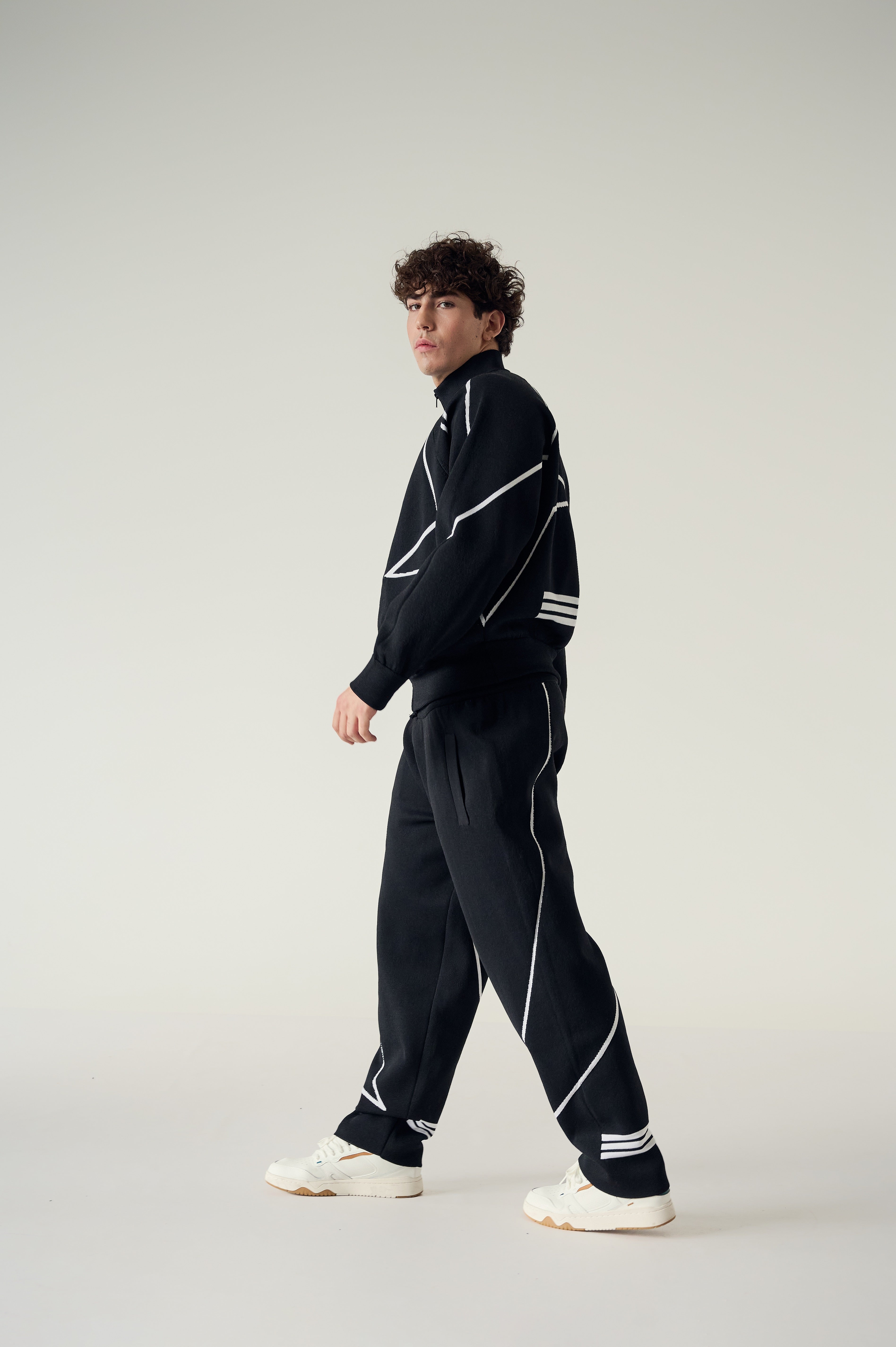 Champion's Star Jacket Black