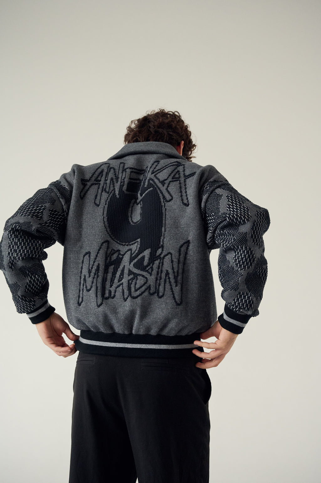 Kamo Varsity Jacket Grey